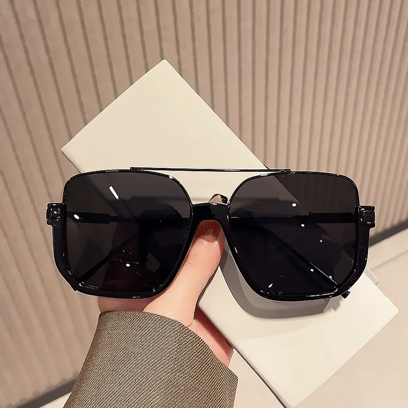 แว่นกันแดดทรงโอเวอร์ไซส์สไตล์ว - Vintage Outdoor Fashion บทวิจารณ์และราคา